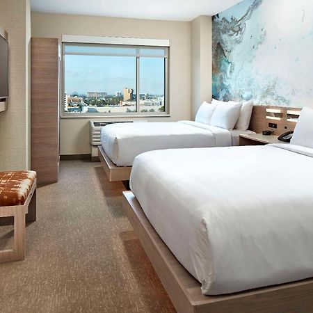 Cambria Hotel & Suites Anaheim Resort Area מראה חיצוני תמונה