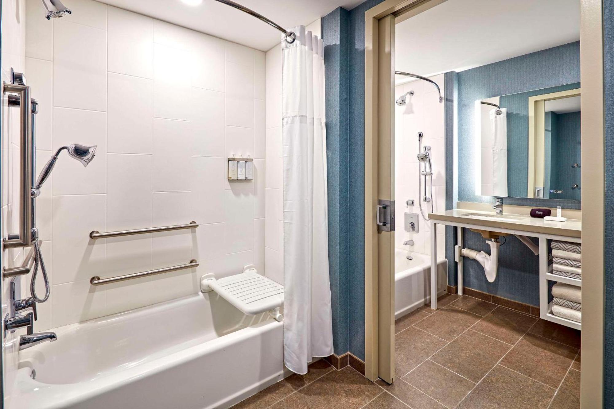 Cambria Hotel & Suites Anaheim Resort Area מראה חיצוני תמונה